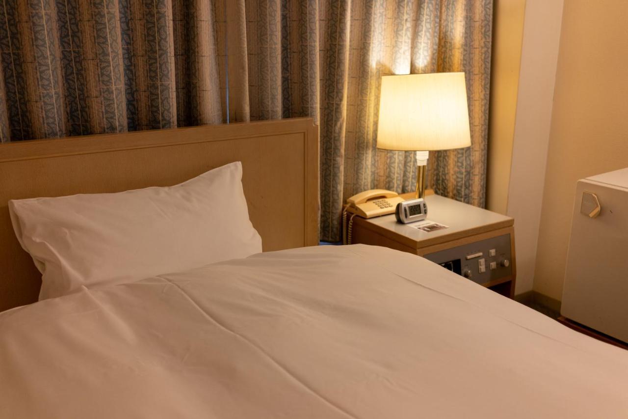 Kitsuregawa Country Club&Bihada Onsen Hotel Kitsuregawa Sakuyama Bagian luar foto