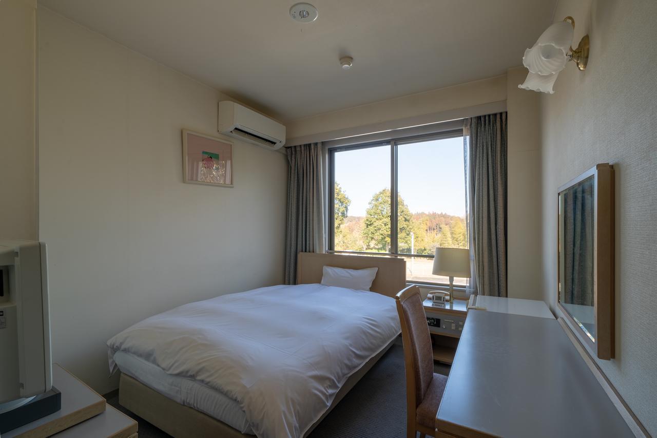 Kitsuregawa Country Club&Bihada Onsen Hotel Kitsuregawa Sakuyama Bagian luar foto