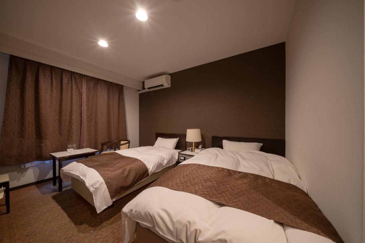 Kitsuregawa Country Club&Bihada Onsen Hotel Kitsuregawa Sakuyama Bagian luar foto